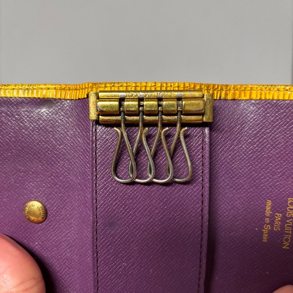 Louis Vuitton Women's Yellow Epi Leather 4-Key Holder - Picture 12 of 15